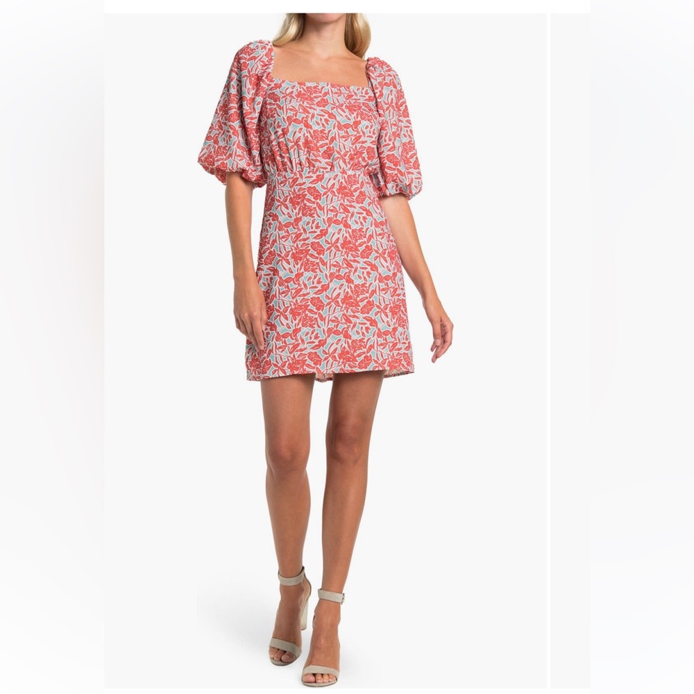 Lucy Paris
Floral Print Puff Sleeve Mini Dress